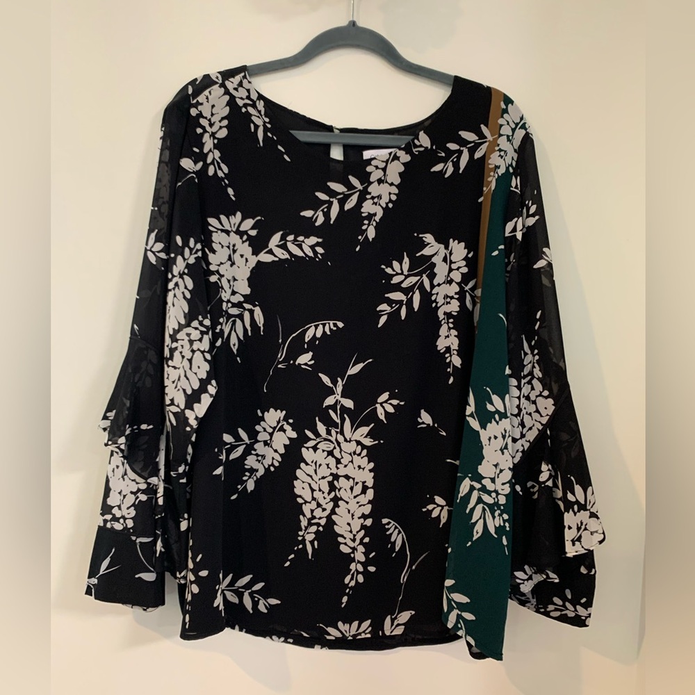 Calvin Klein floral print top. 2x